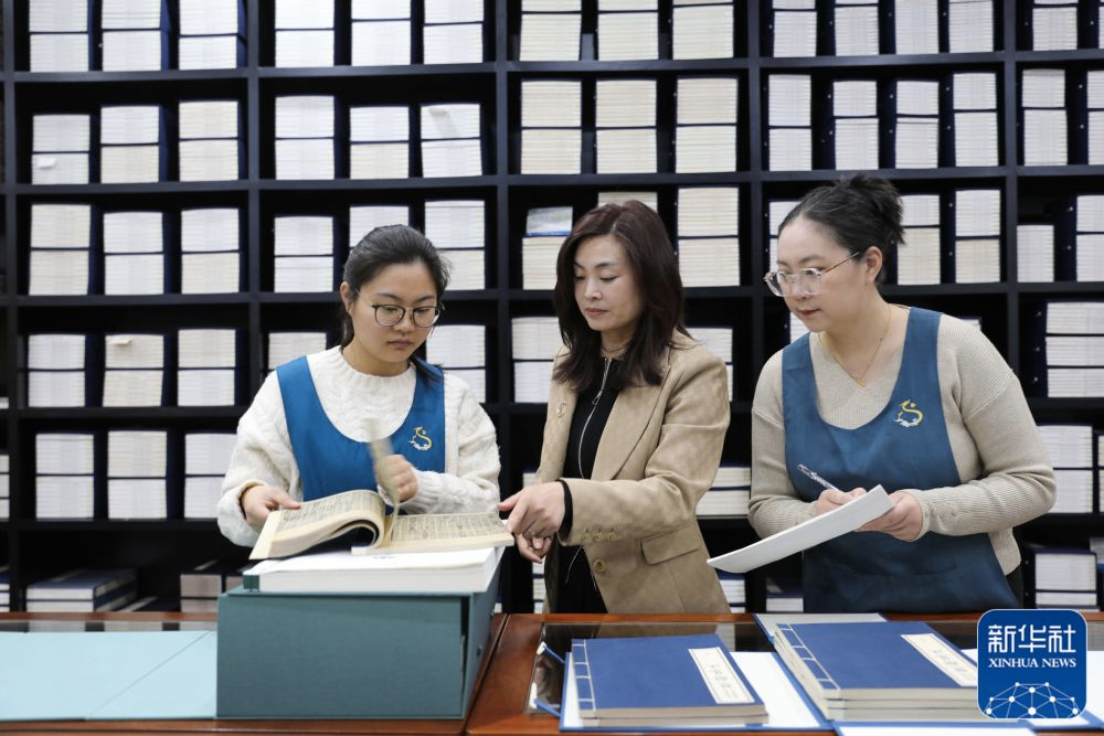 【新华网·日语频道】中国・安徽省涇県の伝統工芸品「宣紙」が多様に
