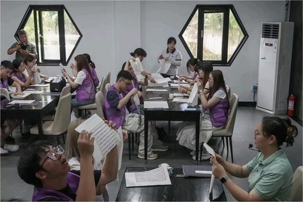 《中国青年报》：在笔墨纸砚间读懂共同的文化根脉